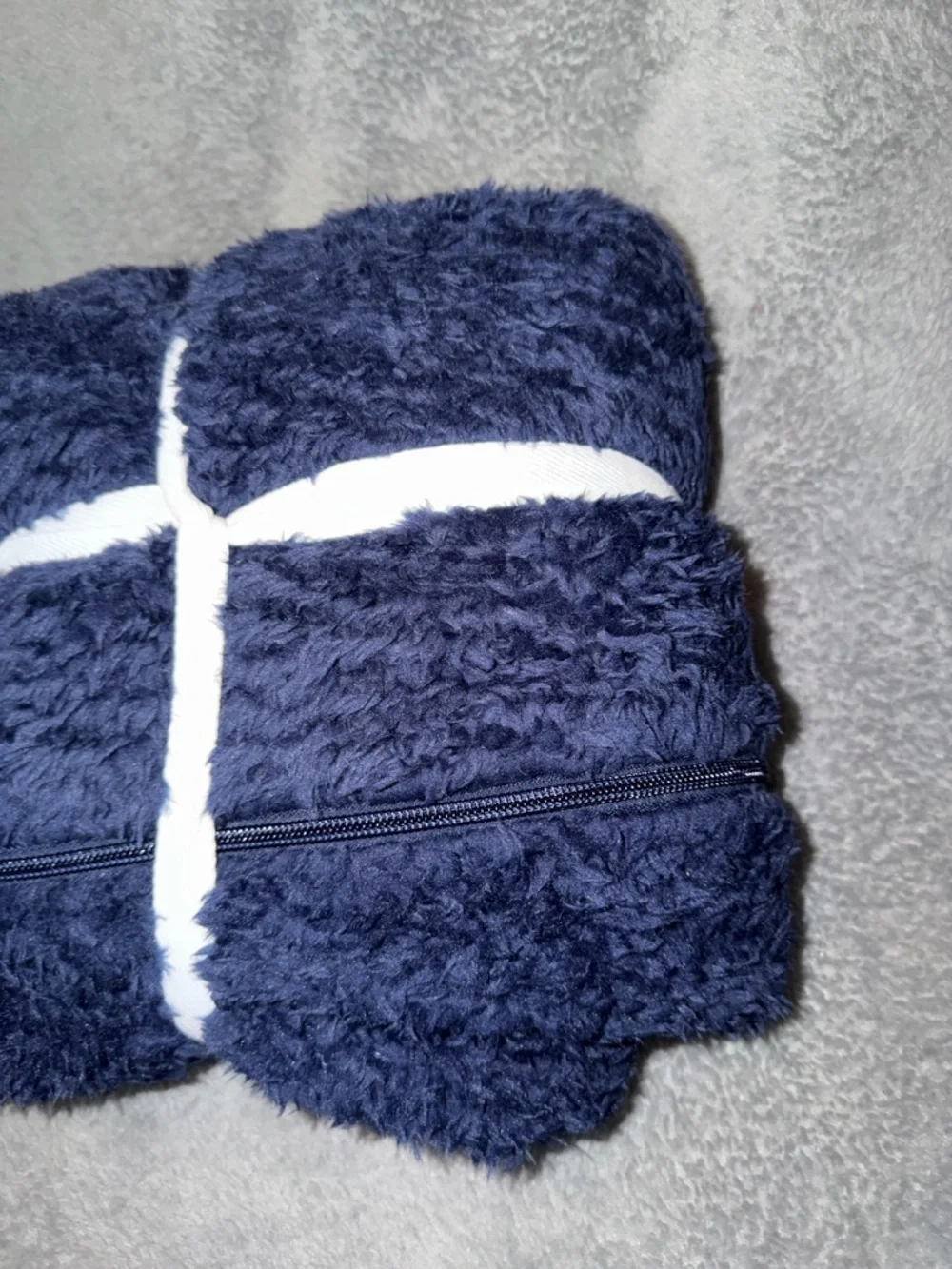 NEW Pottery Barn Teen Recycled Cozy Sherpa Lounge Around Pillow Cover Navy